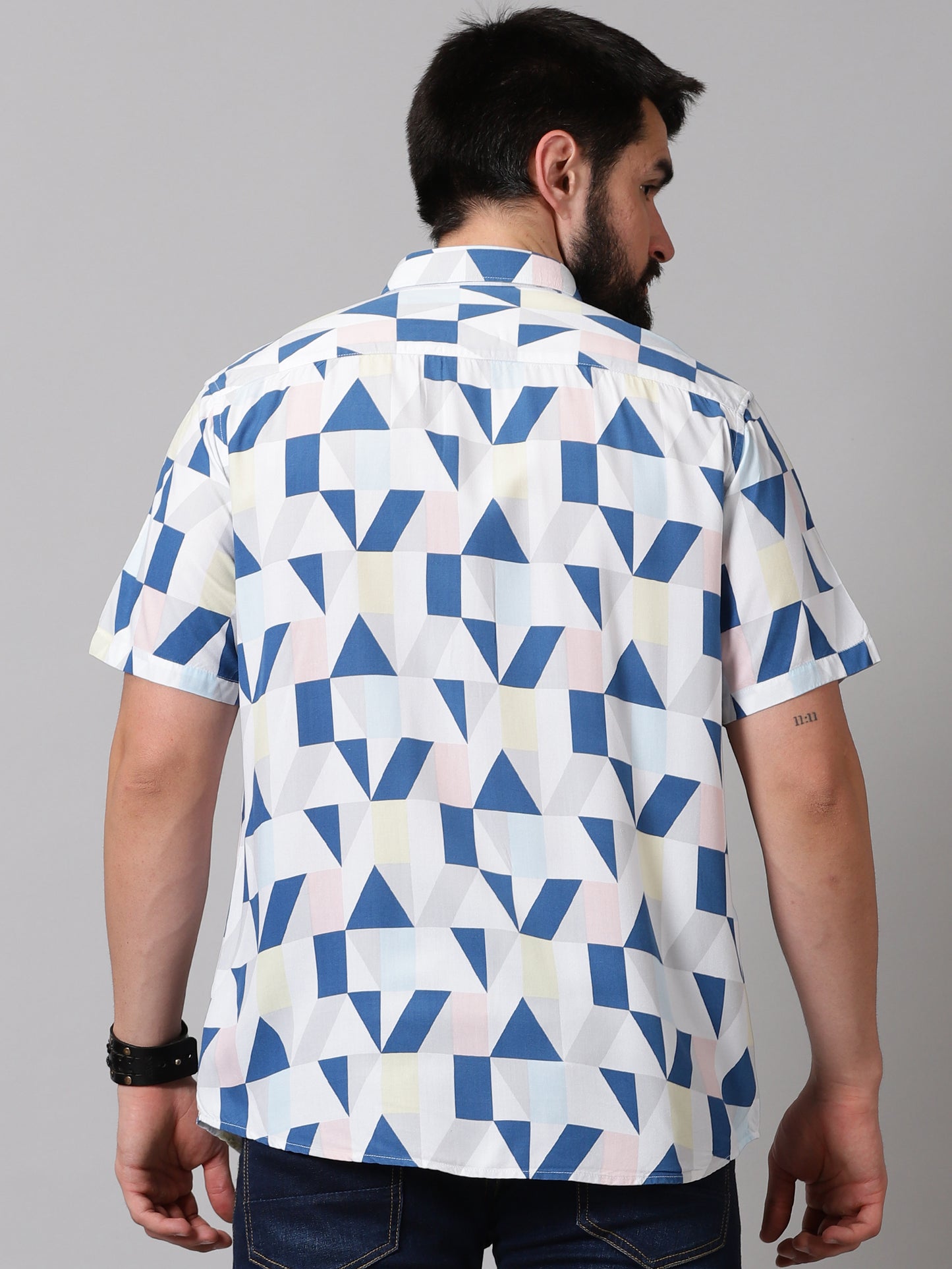 Minimalist Geometry Half-Sleeve Shirt